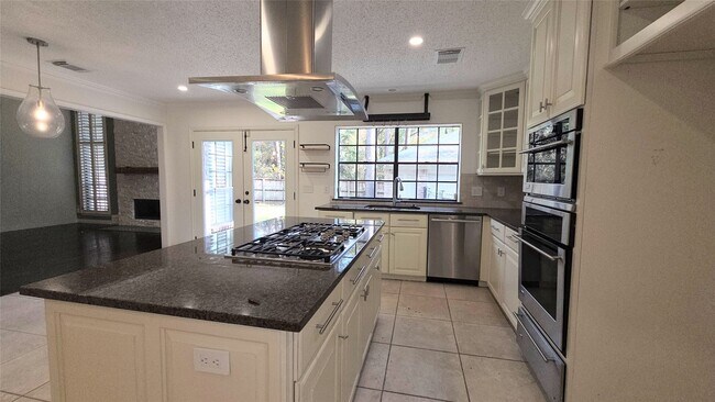 Building Photo - 54 Thorn Berry Pl