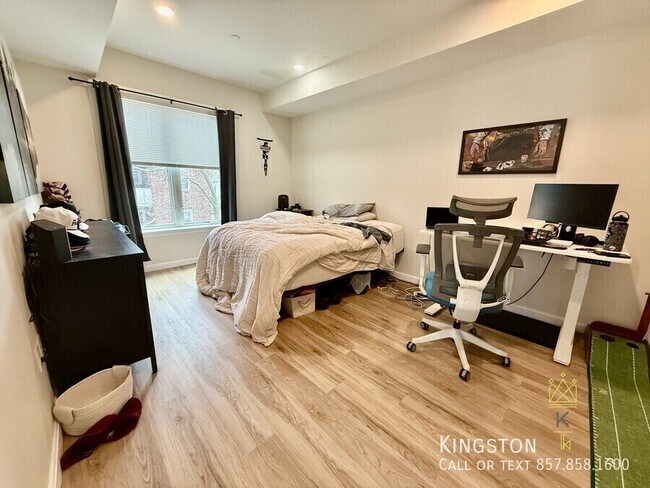 Building Photo - 464 Washington St