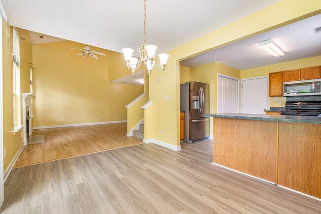 Building Photo - 9026 Tibble Creek Way