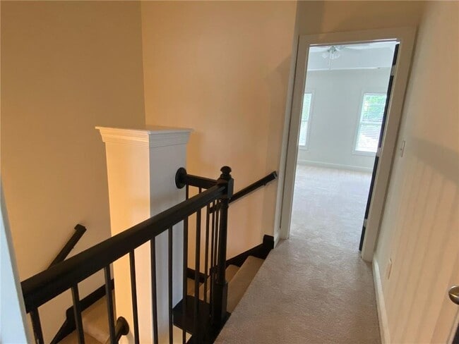 Building Photo - 3231 Greenwood Oak Dr