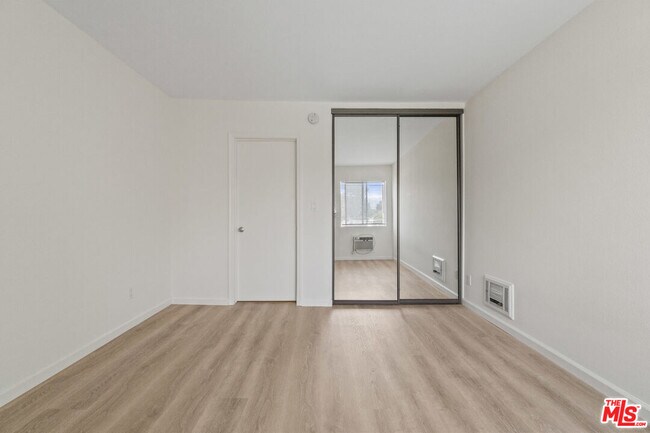 Building Photo - 18307 Burbank Blvd