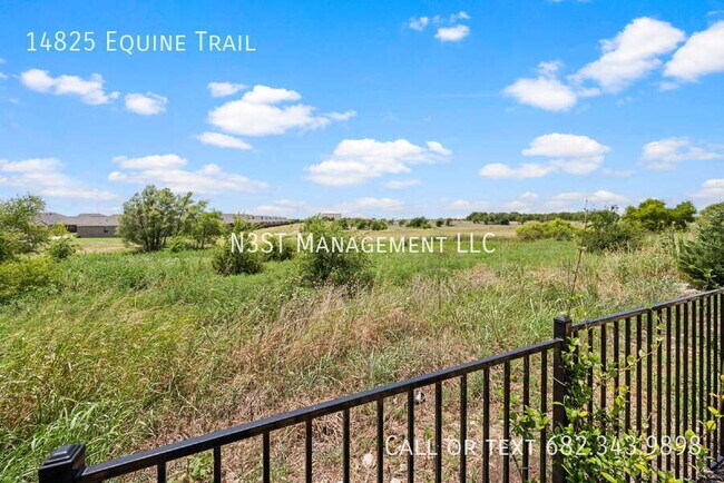 Building Photo - 14825 Equine Trail