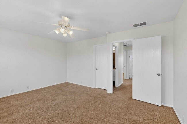 Building Photo - 908 Greene Way