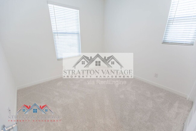 Building Photo - 4117 E Pinto Dr