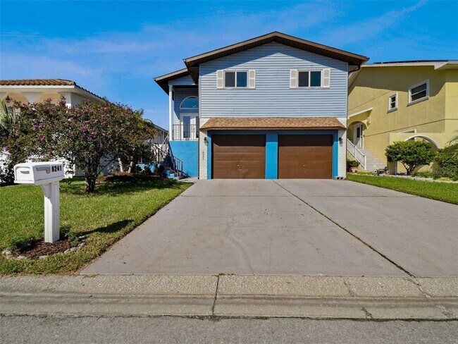 Building Photo - 6241 Bayside Dr