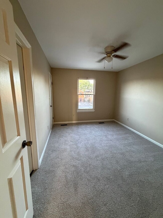 Building Photo - Georgetown Colony