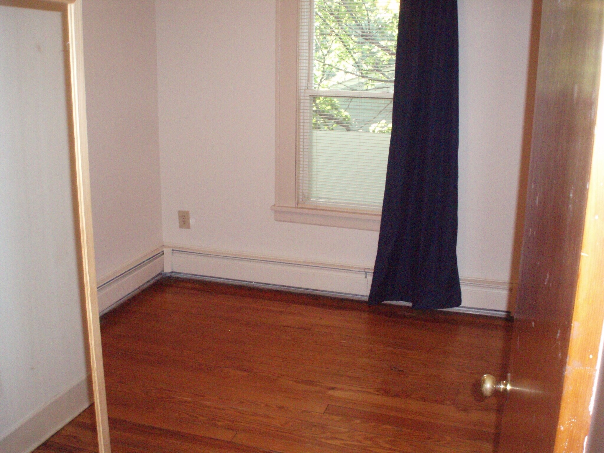 Building Photo - 42 Somerville St