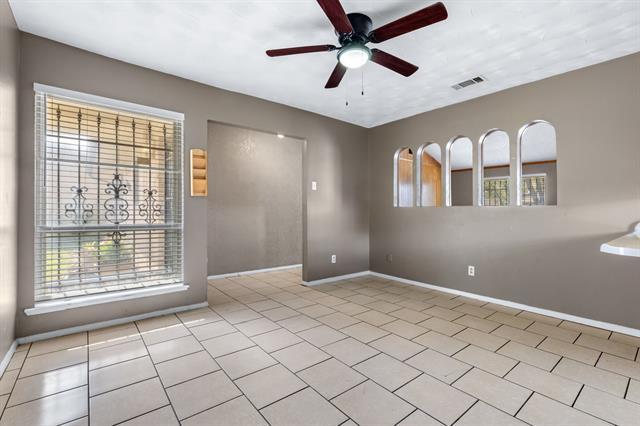 Building Photo - 1105 Lawson Dr