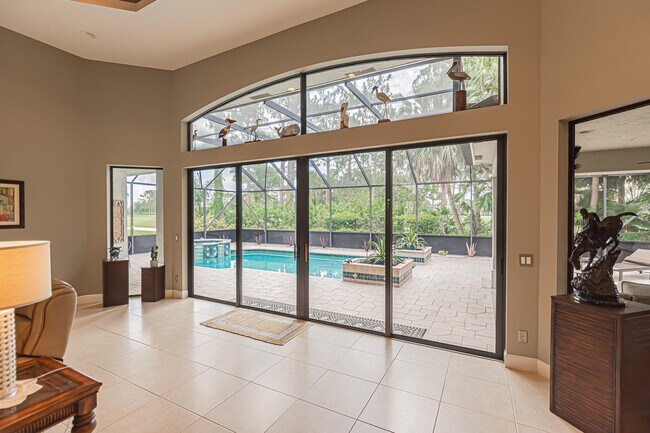 Building Photo - 8060 Kiawah Trce
