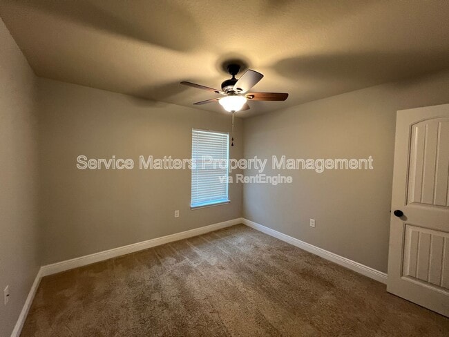 Building Photo - 4496 Fiske St