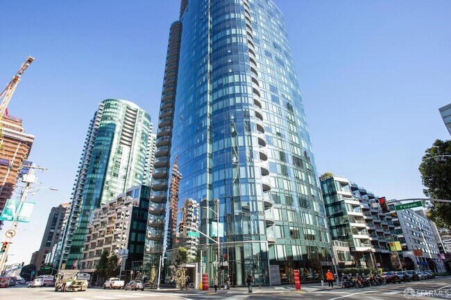 Building Photo - 201 Folsom St