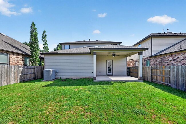 Building Photo - 1049 Clove Hitch Dr