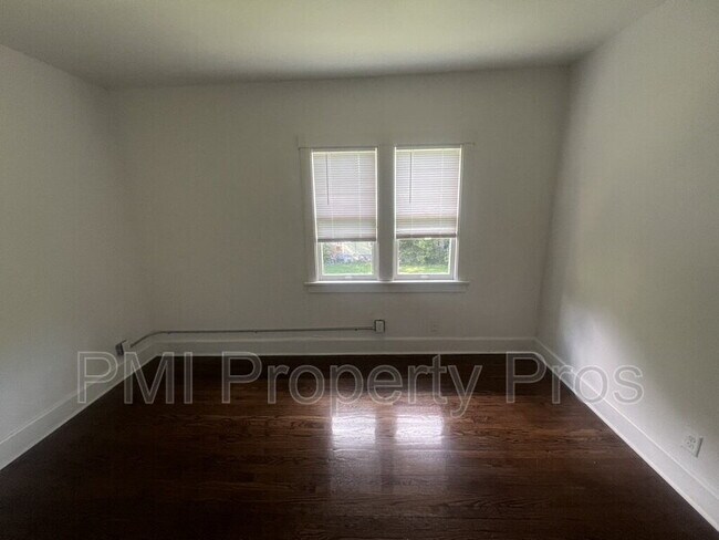 Building Photo - 3138 N 11th St