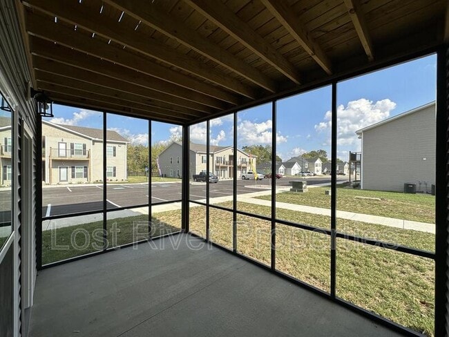 Building Photo - 4496 Wilford Ln