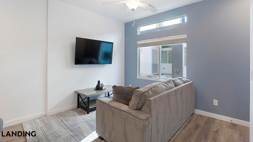 Building Photo - 2705 N Rancho Dr