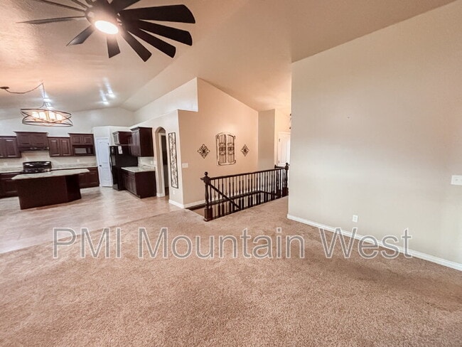 Building Photo - 2241 W 2475 N