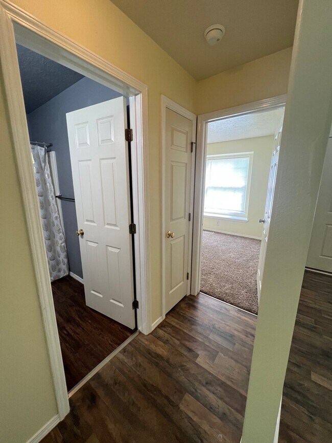 Building Photo - 3 Bed 2 Bath House in Nampa!