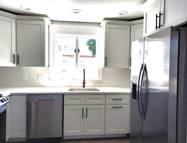 Primary Photo - 9 Spring Garden St