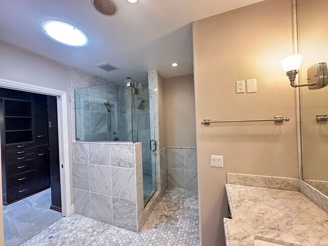 Building Photo - The Bluffs Newport Beach - House for Lease