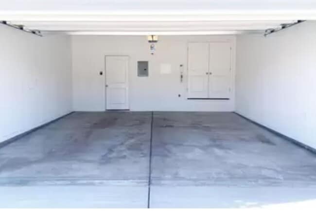 Building Photo - Adorable 3-Bedroom Townhome with 2-Car Garage in Cedar City