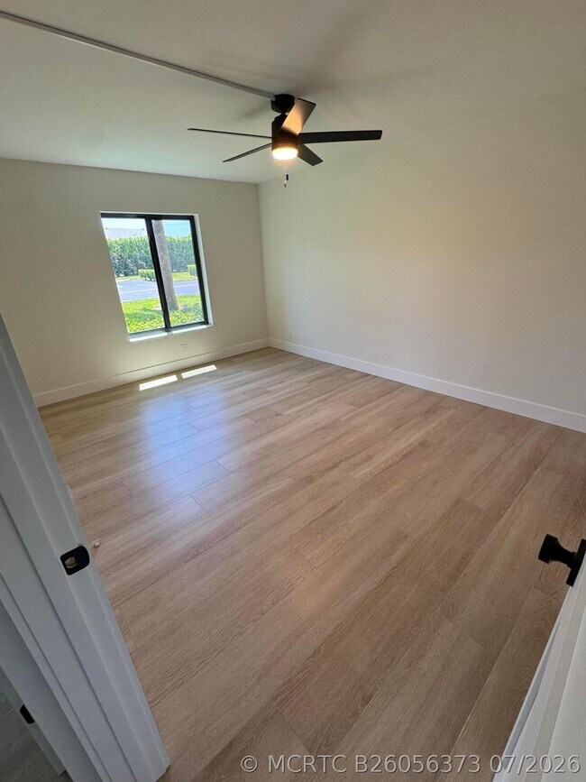 Building Photo - 629 Sea Pine Way