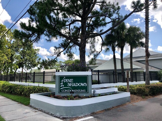 Building Photo - First Floor Condo at Pine Shadows Condomin...