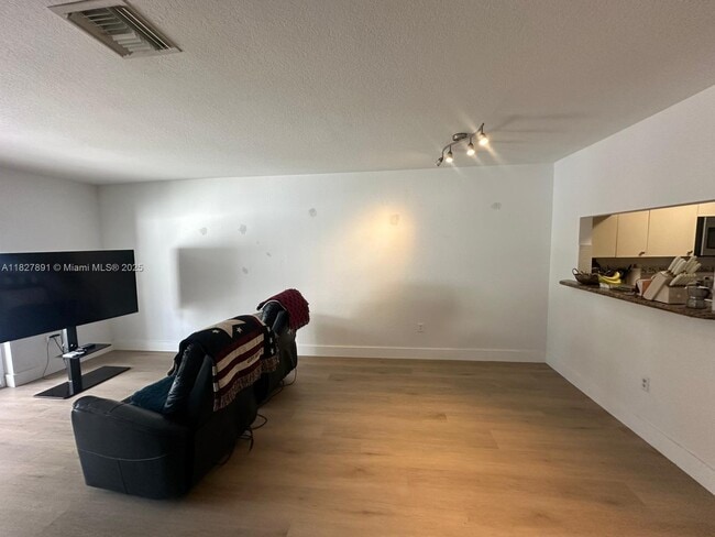 Building Photo - 11480 NW 48th Terrace