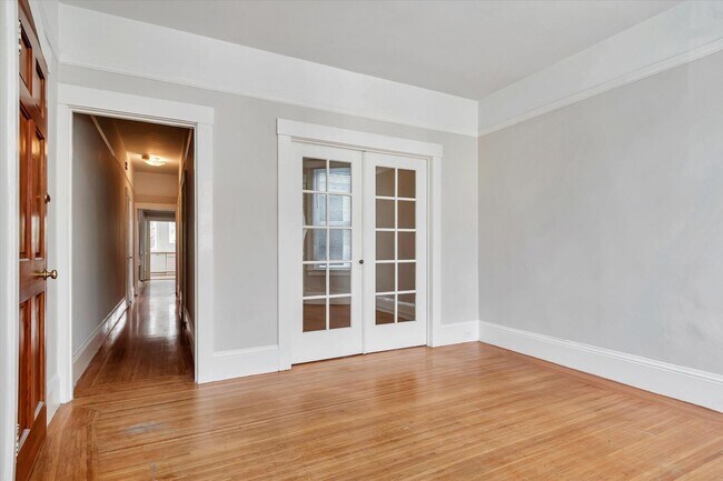 Building Photo - 1168 Church St