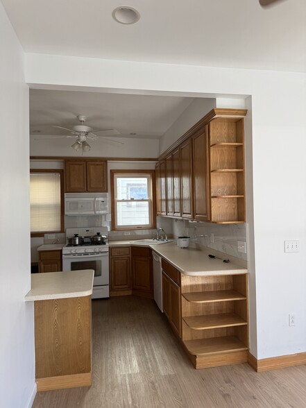 Building Photo - 9420 85th Rd