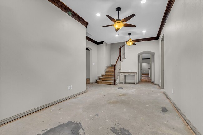 Building Photo - 19309 Whispering Grove E