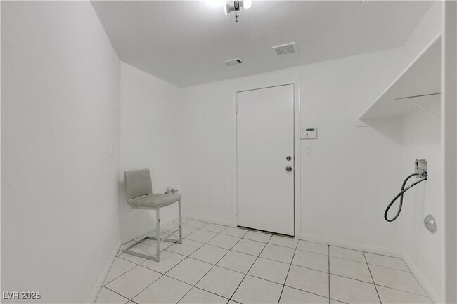 Building Photo - 249 Gentle Springs Dr