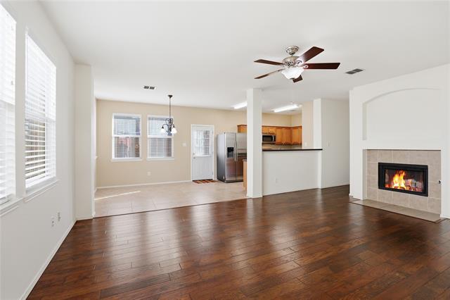 Building Photo - 3913 Hawkins Dr