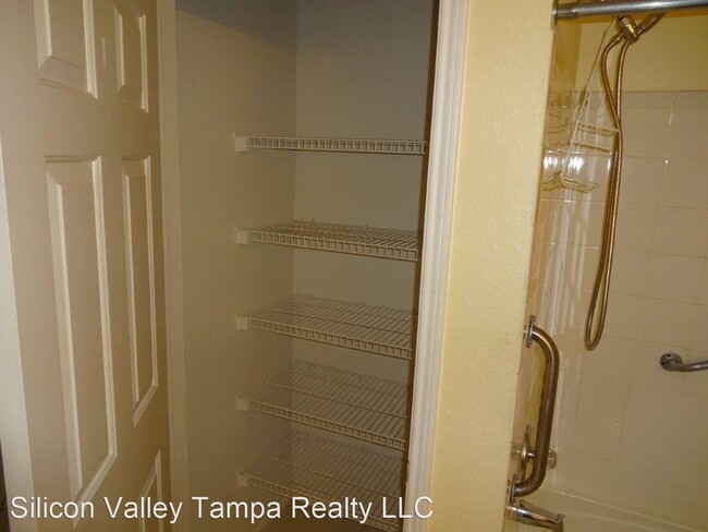 Building Photo - 4305 Bayside Village Dr