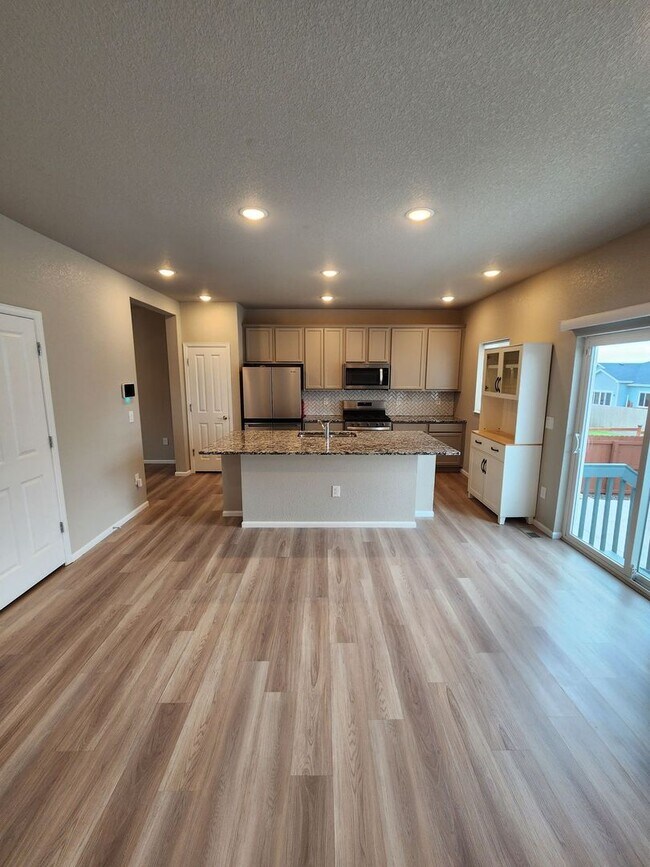 Building Photo - Beautiful Home in Meridian Ranch