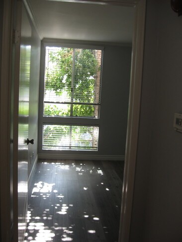 Building Photo - 9900 Jordan Ave