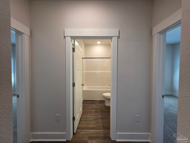 Building Photo - 5839 Sargassum Ln