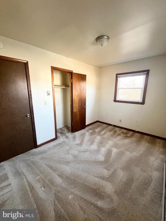 Building Photo - 123 Early St