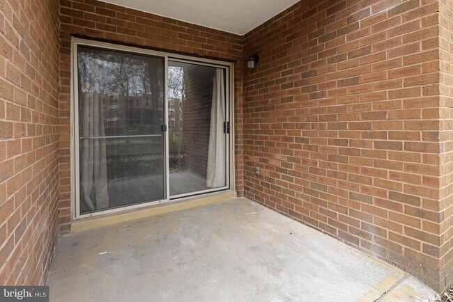 Building Photo - 3354 Woodburn Rd