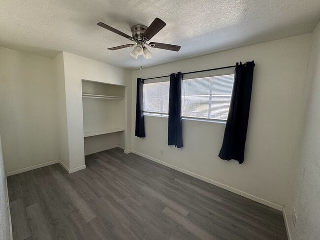 Building Photo - Central Phoenix 4 Bedroom Townhome