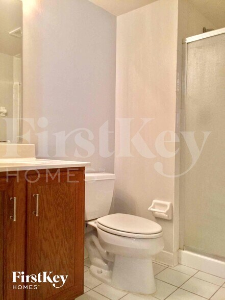 Building Photo - 254 Truro Ct