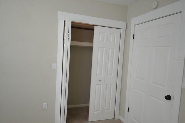 Building Photo - 746 Barbara St