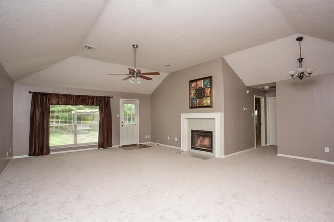 Building Photo - 5007 Oaksedge Ln