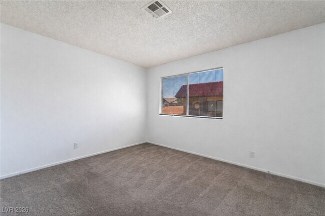 Building Photo - 4302 Lynnann