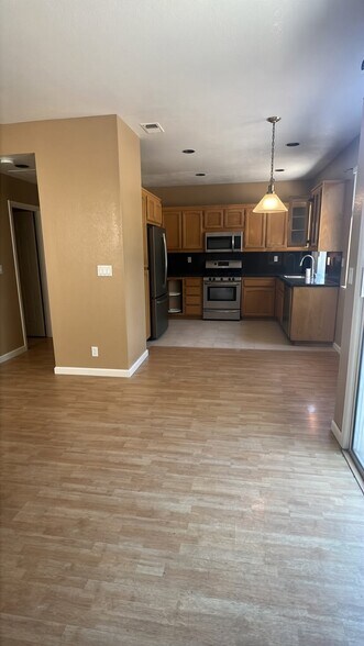 Building Photo - 181 Summerwind Dr