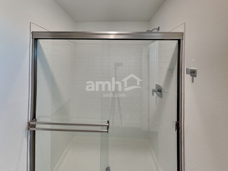 Building Photo - 290 Dahlia Rachel Pl