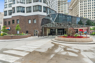 Building Photo - 405 N Wabash Ave