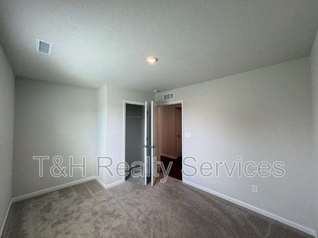 Building Photo - 7183 Finley Crk Dr