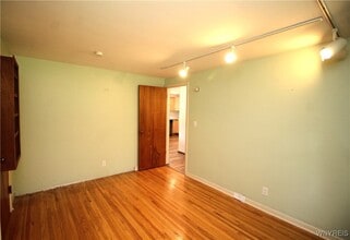 Building Photo - 8709 Nottingham Terrace