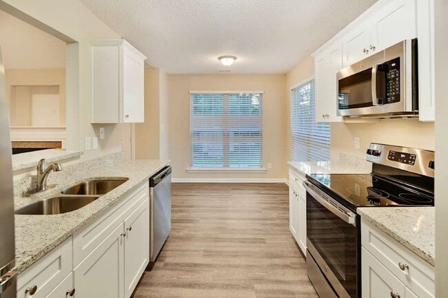 Building Photo - 5022 Canyon Blanco Dr