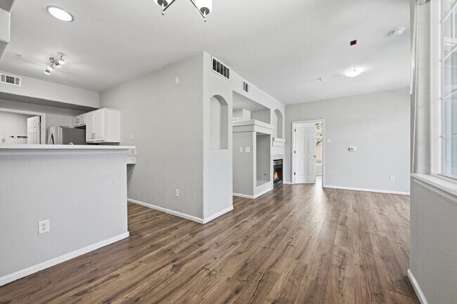 Building Photo - $1,745.95 - Ground-Level 1 Bed + Flex Room | 1.5 Bath Condo with Community Pool